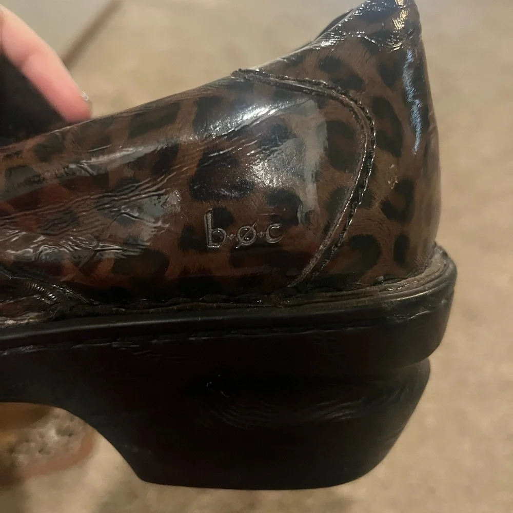 BOC Born Concept Peggy Leopard Print Slip On Clogs Women's 10 - Picture 6 of 7